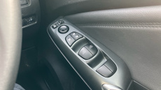 Nissan Juke 1.0 DiG-T N-Connecta 5dr Petrol Hatchback